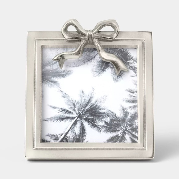 4"x4" nwt Metal Bow Frame - Threshold - Picture 2 of 3